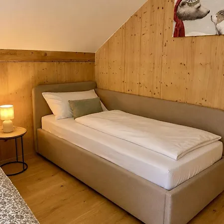 Hideaway Loser - 2 By Aa Homes